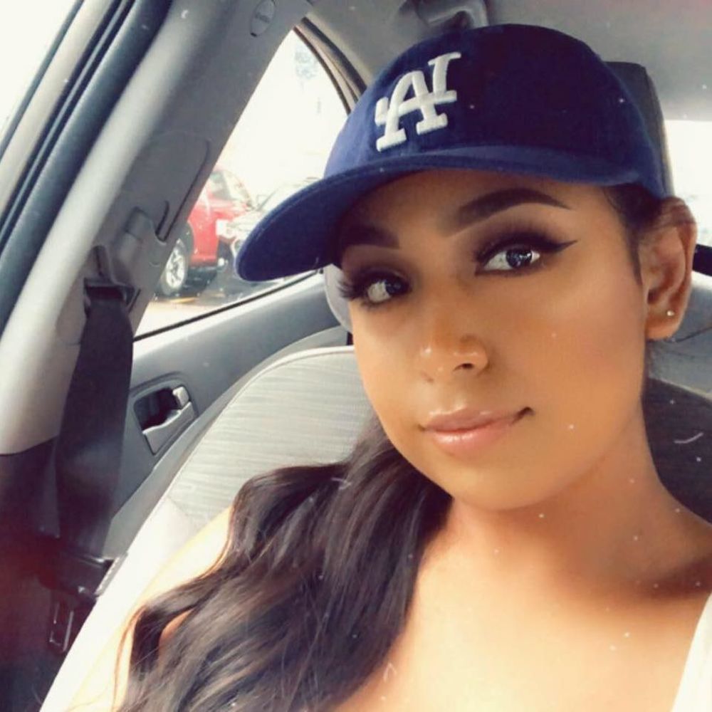 Meet your Posher, Monica